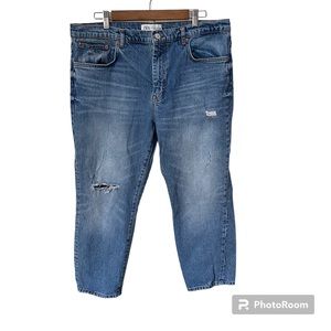 Zara The New Denim Slightly Cropped Boyfriend Jeans Size 14 Distressed